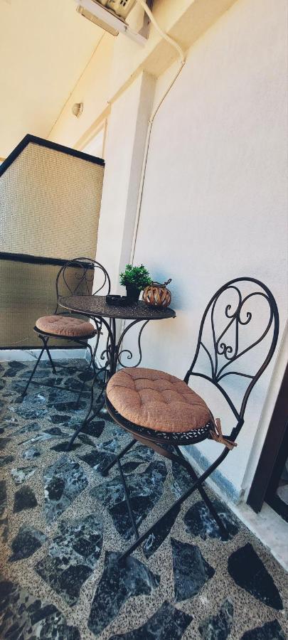 Black Flox Apartment Драма Экстерьер фото